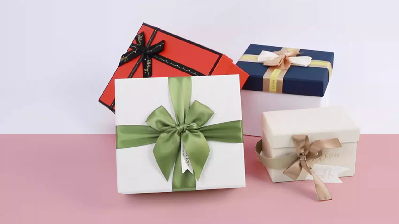 Personalised Rigid gift boxes with lids